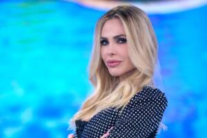 Ilary Blasi Ieri E Oggi Le Foto Del Passato Della Showgirl