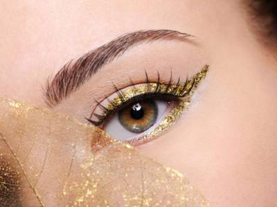 Make up capodanno glitter e strass