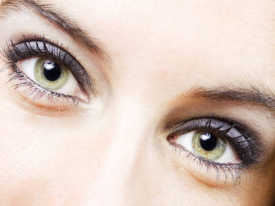 Come fare uno smokey eyes per occhi verdi