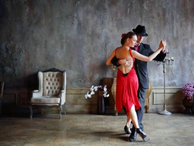 Come truccarsi per un saggio di tango