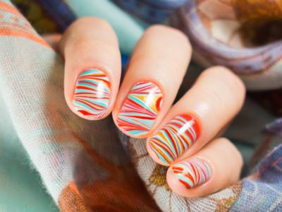 Che cos’è tecnica nail art Water Marble