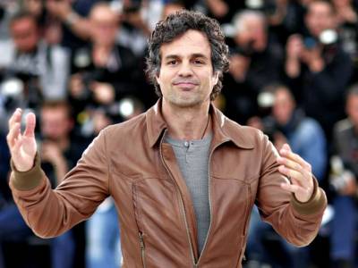 MARK RUFFALO