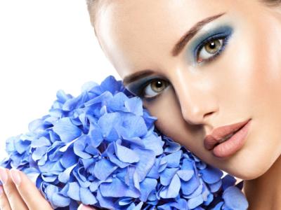 Make up per abito azzurro serenity