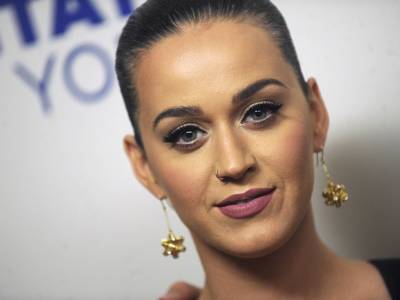 Katy Perry: 5 amori e 5 curiosità sulla bella cantante (fresca di rottura)