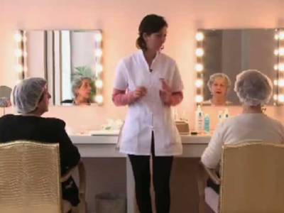 Trucco e relax, è la “Maison Rose” per le donne malate di cancro – VIDEO