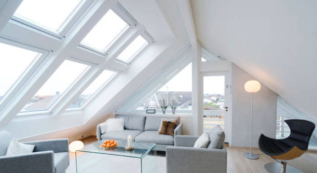 Con le nuove finestre per tetti, sicurezza e luce in più per la vostra mansarda
