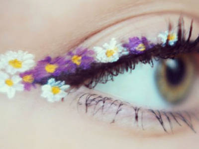 eyeliner a fiori