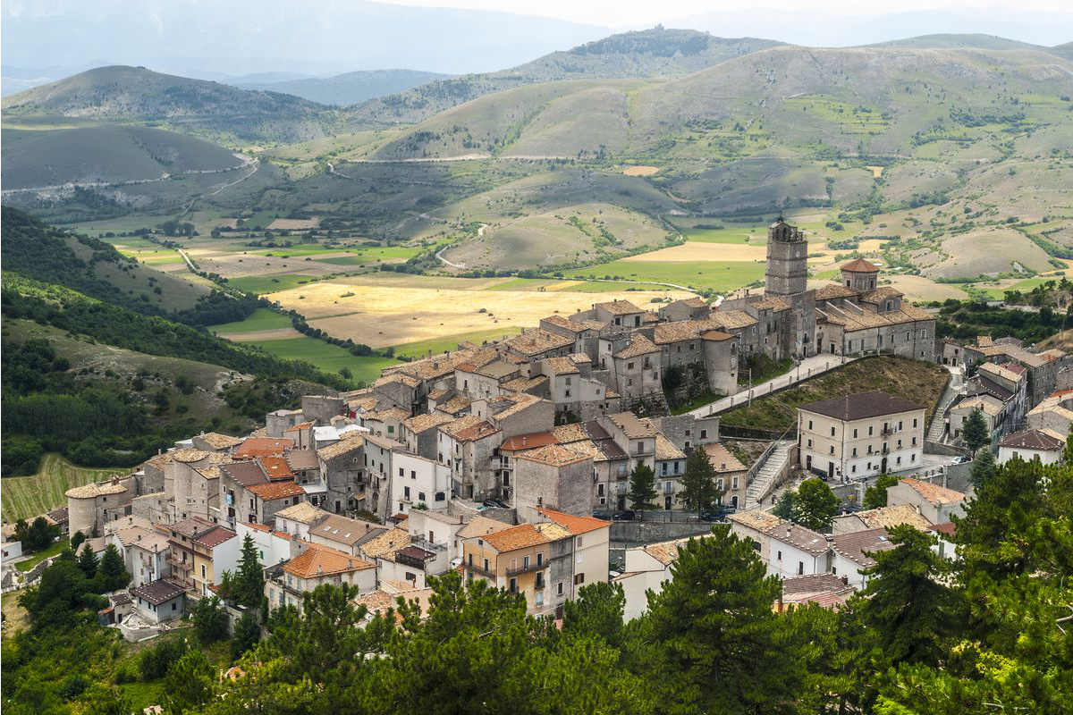 Castel del monte L'aquila