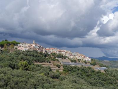 paese lingueglietta liguria