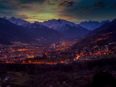 panorama notturno aosta