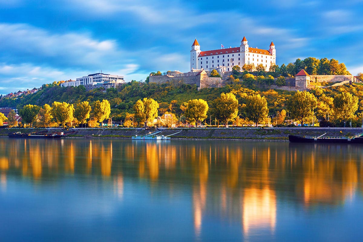 Bratislava Danubio Slovacchia