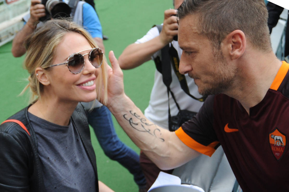 Francesco Totti e Ilary Blasi appassionati all’Olimpico