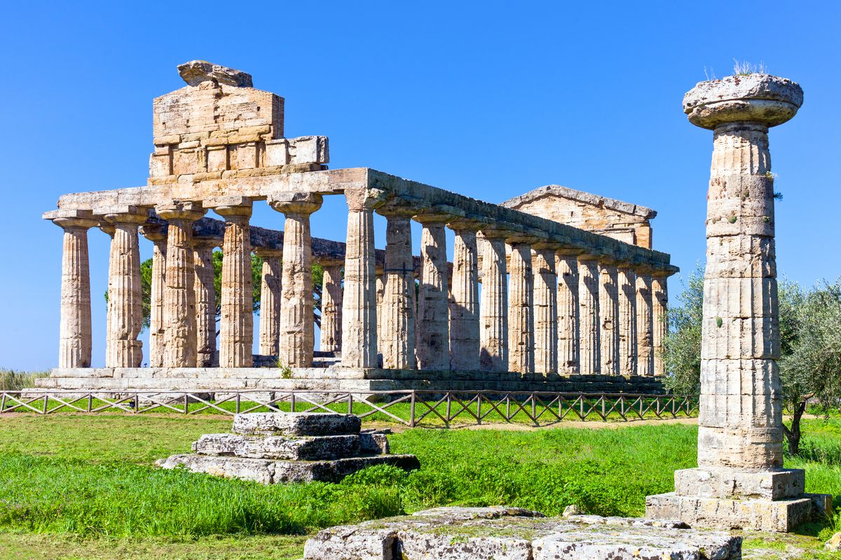 Cilento il Tempio di Atena Campania