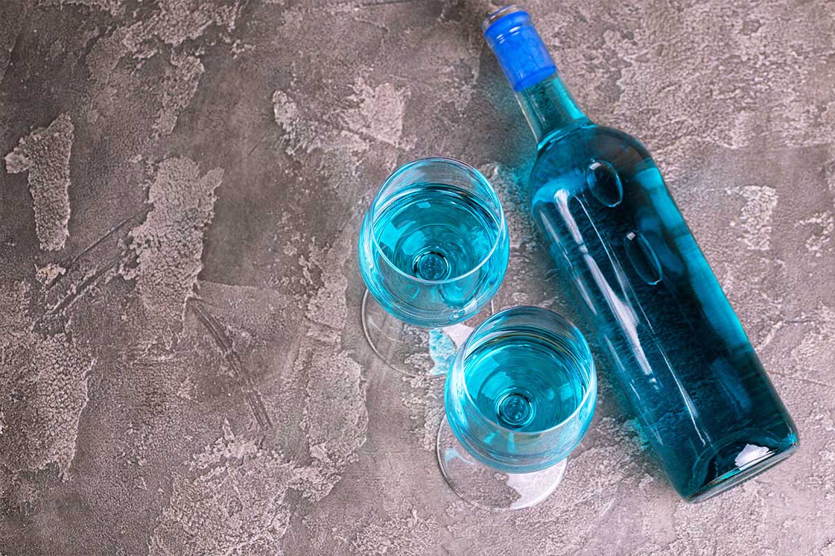 Dove assaggiare il vino blu?