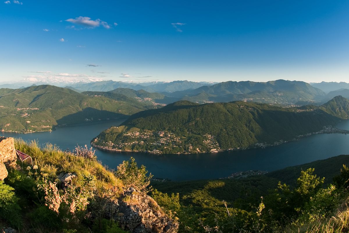 Monte San Giorgio tra Svizzera e Italia