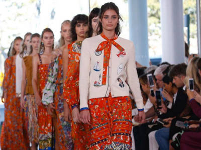 Moda New York, Tory Burch presenta un mix occidente-oriente