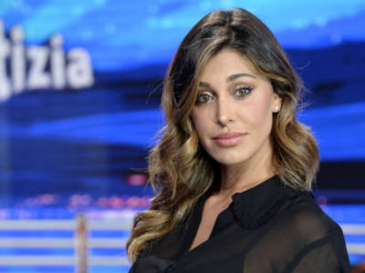 Belen Rodriguez affascina Enrique Inglesias con il suo balletto