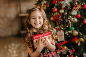 bambina regalo di natale