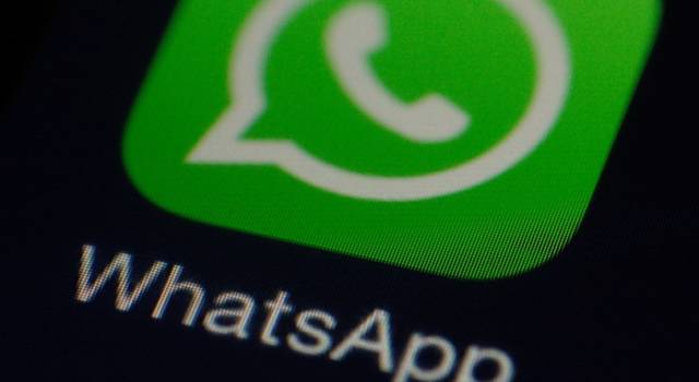 Cancellare i messaggi su WhatsApp prima che vengano letti: finalmente è possibile!