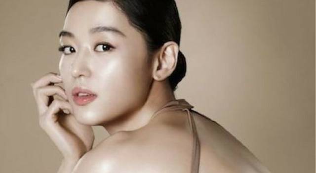 Mul Gwang, il beauty trend coreano per un viso fresco e luminoso