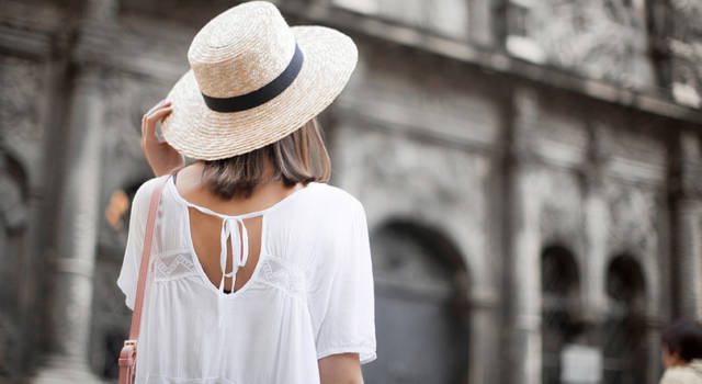 Come vestirsi in estate: i look anti-caldo da sfoggiare in città