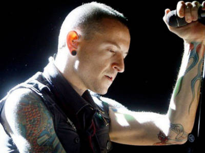 Addio a Chester Bennington, cantante dei Linkin Park