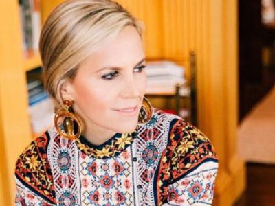 I segreti della moda preppy-bohemienne della designer Tory Burch