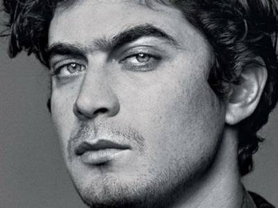 Riccardo Scamarcio picchiato dopo una lite. Arriva il risarcimento!