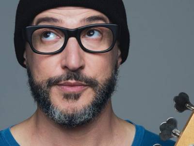 Quello che non sai sul bassista di Jovanotti: Saturnino Celani