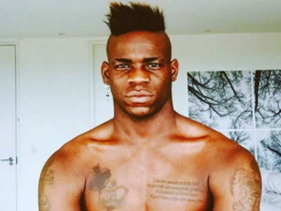 Mario Balotelli pubblica una foto dei figli Pia e Lion insieme