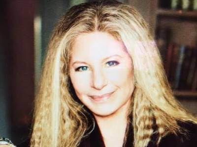 Barbra Streisand vuole un cane identico al suo, e quindi lo fa…clonare
