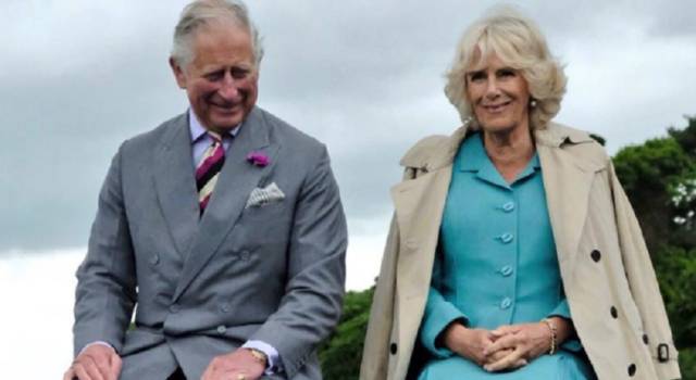 Nuovo scandalo sul principe Carlo: ecco perché avrebbe sposato Diana