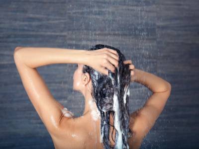 Quali sono i migliori shampoo per capelli bianchi