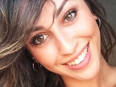 Carolina Meschini: tutto sulla corteggiatrice di Uomini e Donne che imitò Belen!