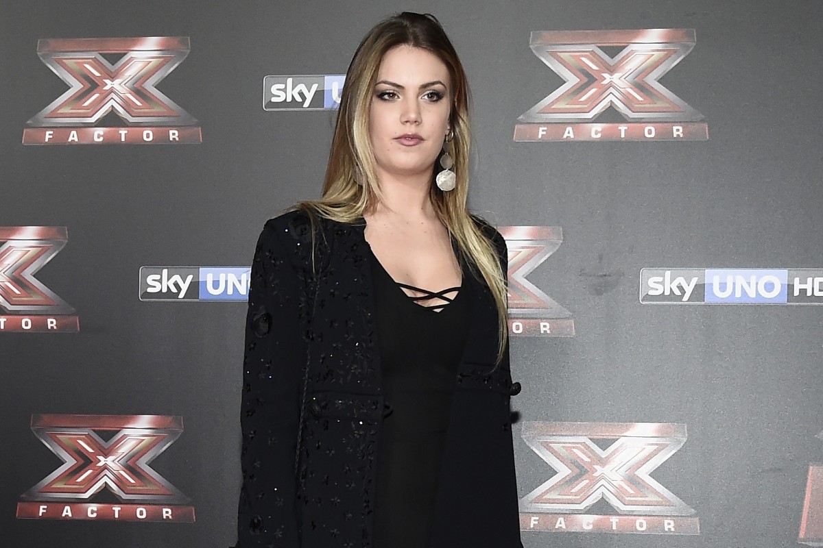 Alice De André, erede di Cristiano, sul palco di X Factor