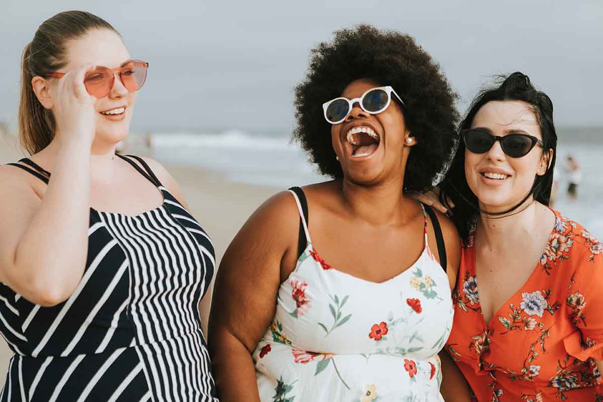 ragazze al mare