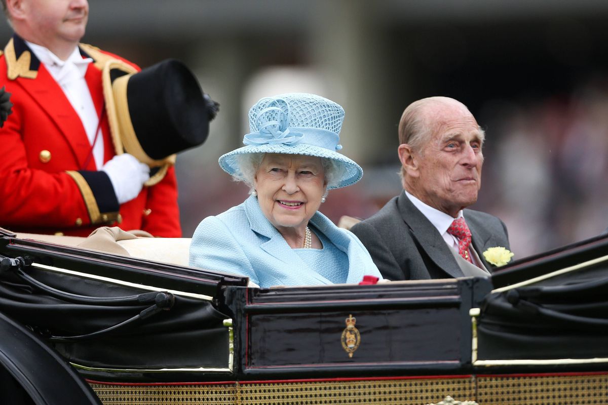 Regina Elisabetta look: gli abiti più belli di Her Majesty