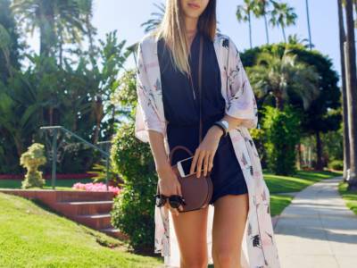 Look con giacca kimono