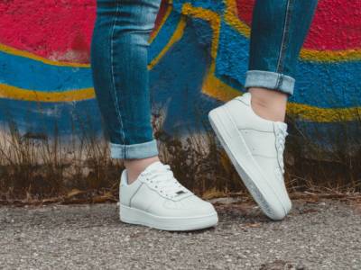 Come vestono le sneakers Isabel Marant