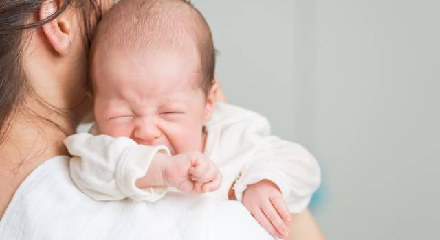 Come interpretare il pianto del neonato e cosa fare