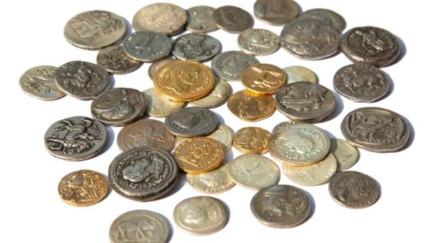 Quali sono e quanto valgono le 100 lire rare: le monete da tenere d&#8217;occhio