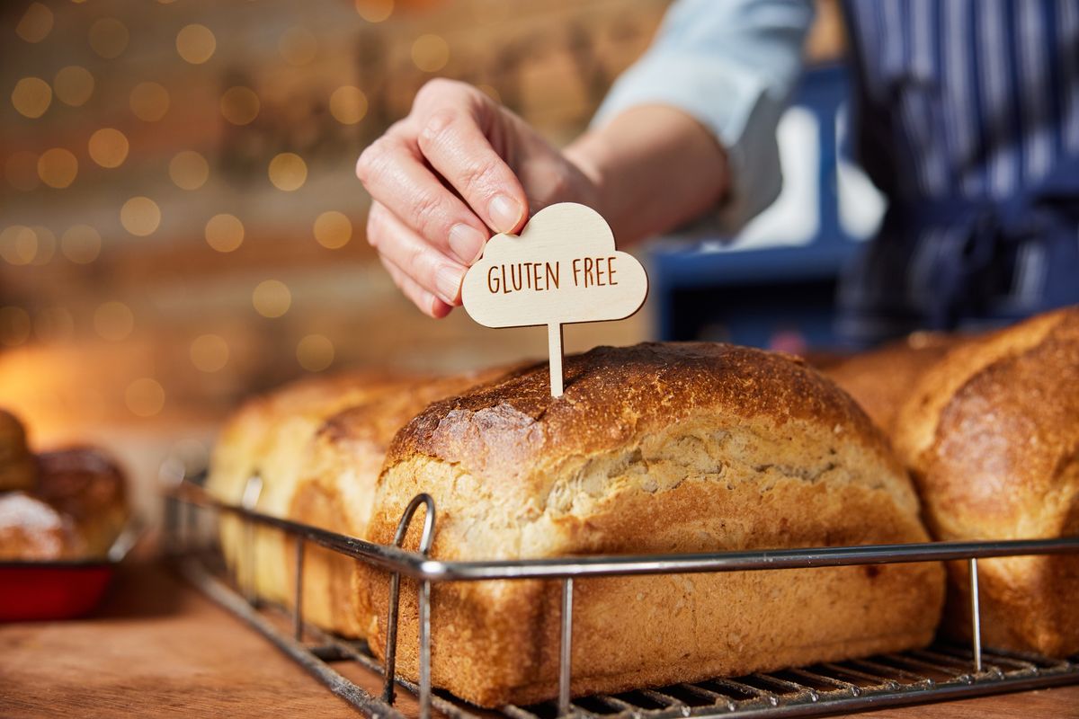 Cucina gluten free. 100 ricette golose e sorprendenti - Valentina Leporati  - Libro - Vallardi A. 