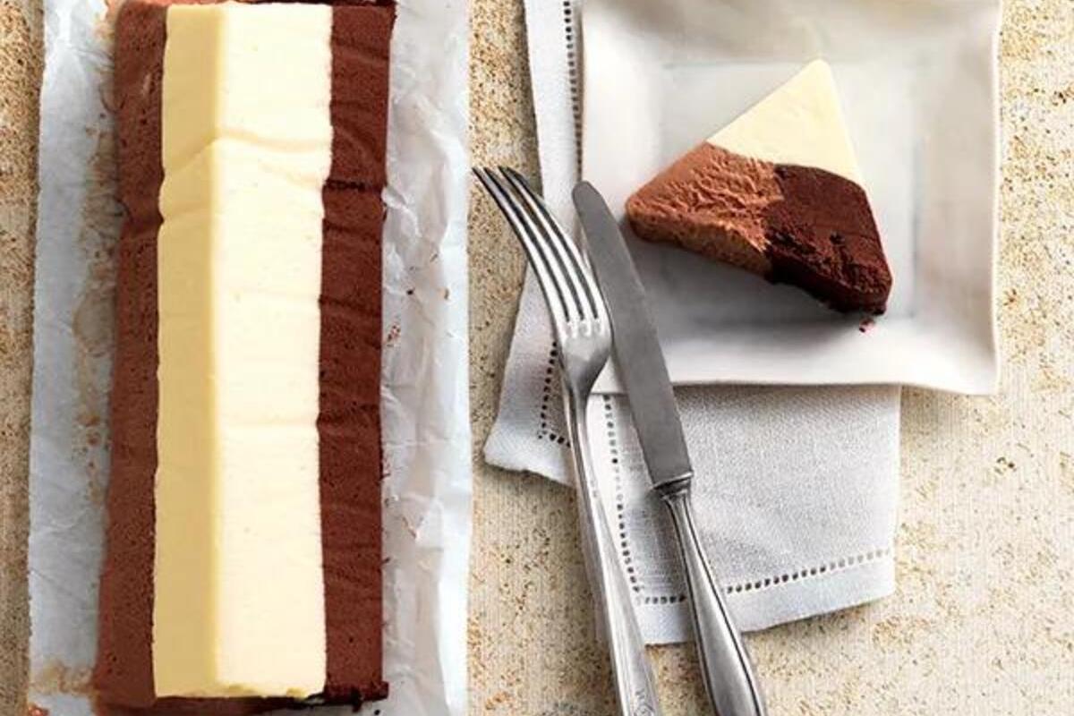 Semifreddo 3 cioccolati: ricetta semplice e veloce