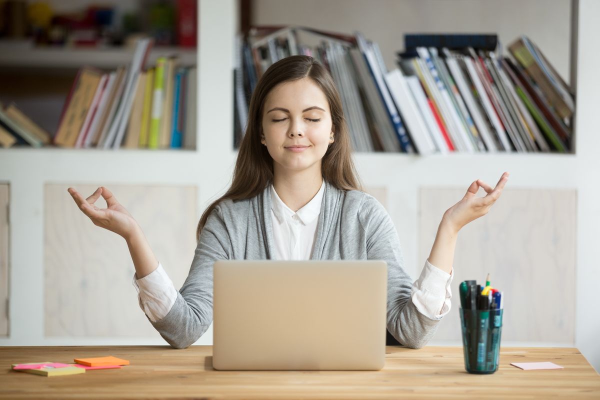 donna meditazione pc