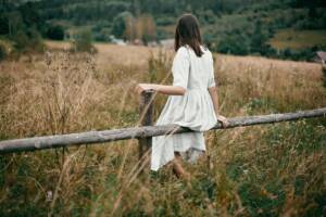 Ragazza di campagna