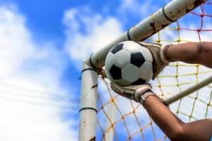 Portiere, parata e pallone