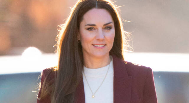 &#8220;Kate Middleton ricoverata d&#8217;urgenza per perdita di peso&#8221;: paura per la Famiglia Reale