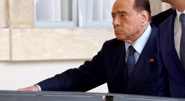 Silvio Berlusconi, l&#8217;ultimo desiderio: &#8220;Voglio essere sepolto a&#8230;&#8221;