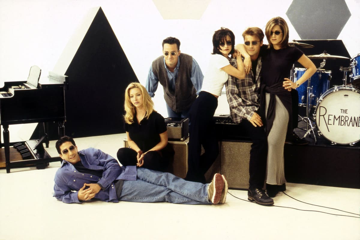 cast Friends - David Schwimmer, Lisa Kudrow, Matthew Perry, Courteney Cox, Matt LeBlanc, Jennifer Aniston