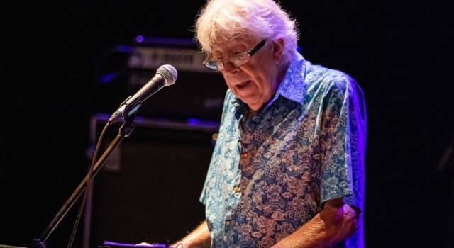 Addio a John Mayall, il pioniere del British Blues: scomparso a 90 anni